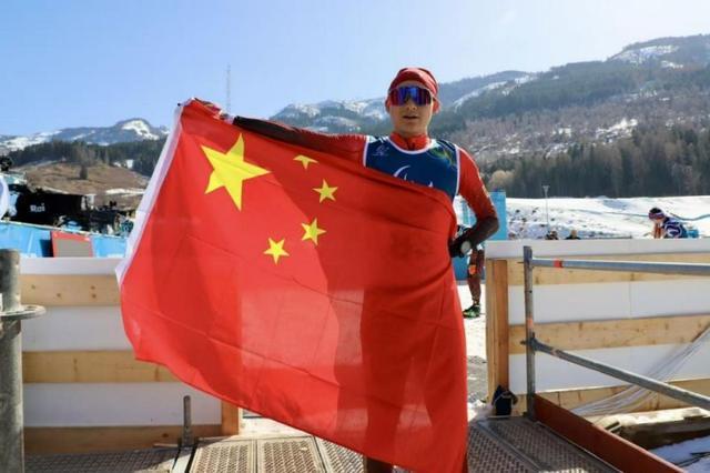 小金体育app下载-米兰冬残奥会首个比赛日，国歌响彻意大利泰塞罗越野滑雪体育场｜米兰冬残奥会特别报道